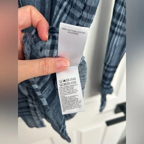 Lucky Brand Navy and White Plaid Button Down Shirt Size large - Picture 4 of 4